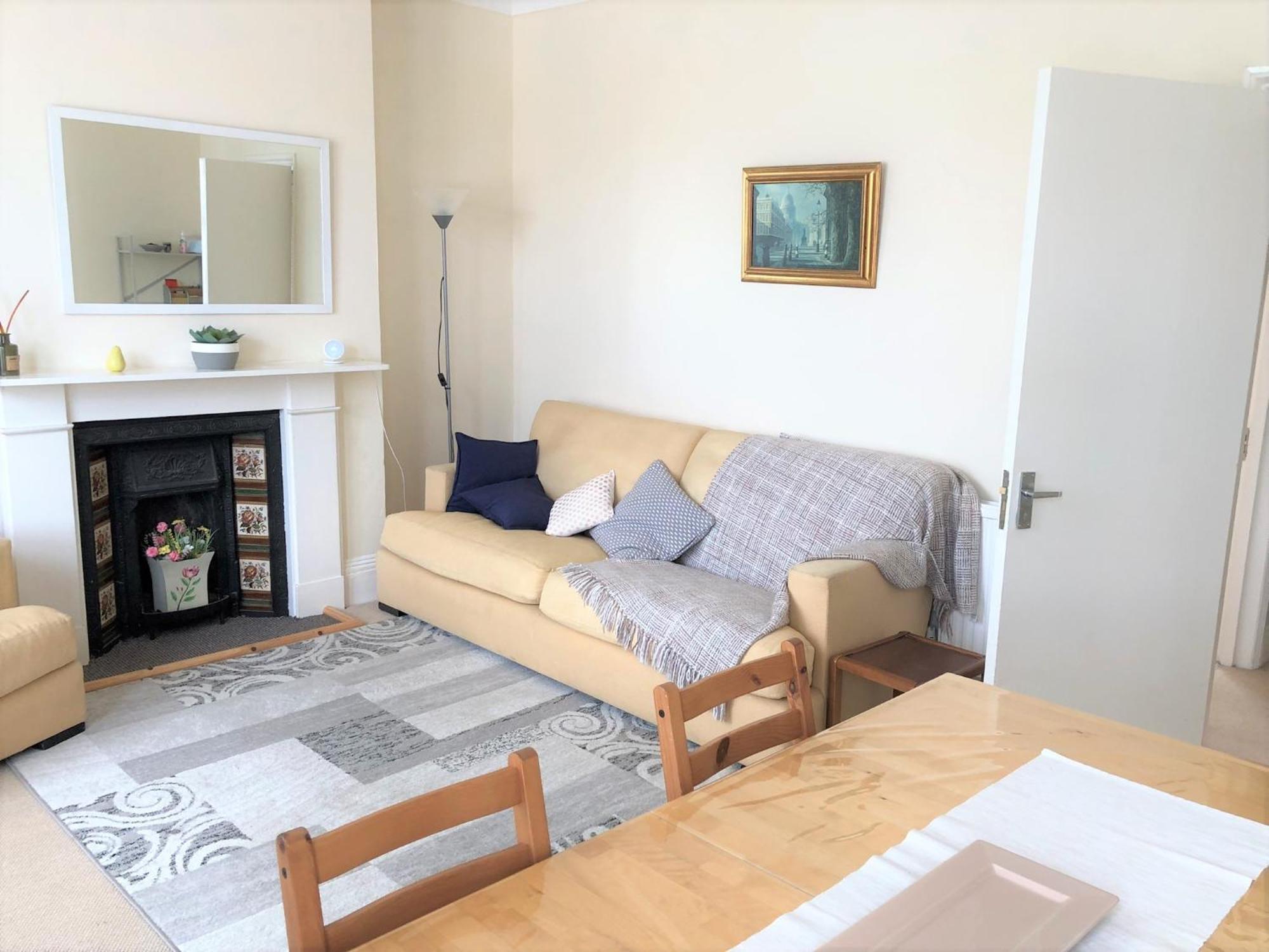 Spacious West London 2 Bedroom Apartment Dış mekan fotoğraf